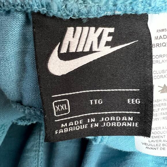 NIKE 7" Modern Essential Utility Cargo Shorts 20" Outseam in Turquiose Men's XXL - Picture 12 of 14